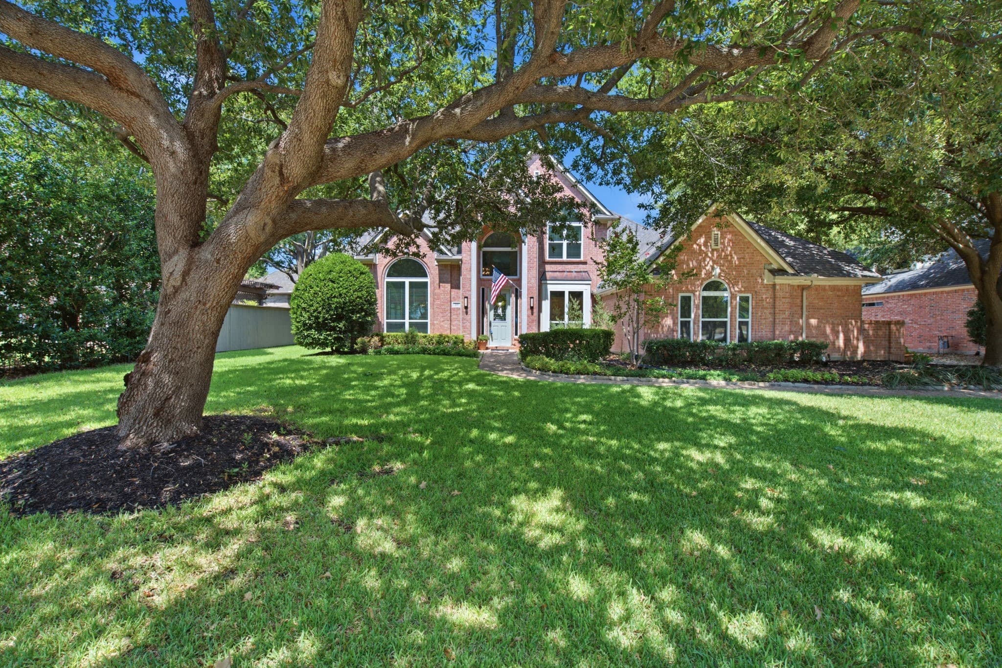 210 Highland Oaks Circle, Southlake