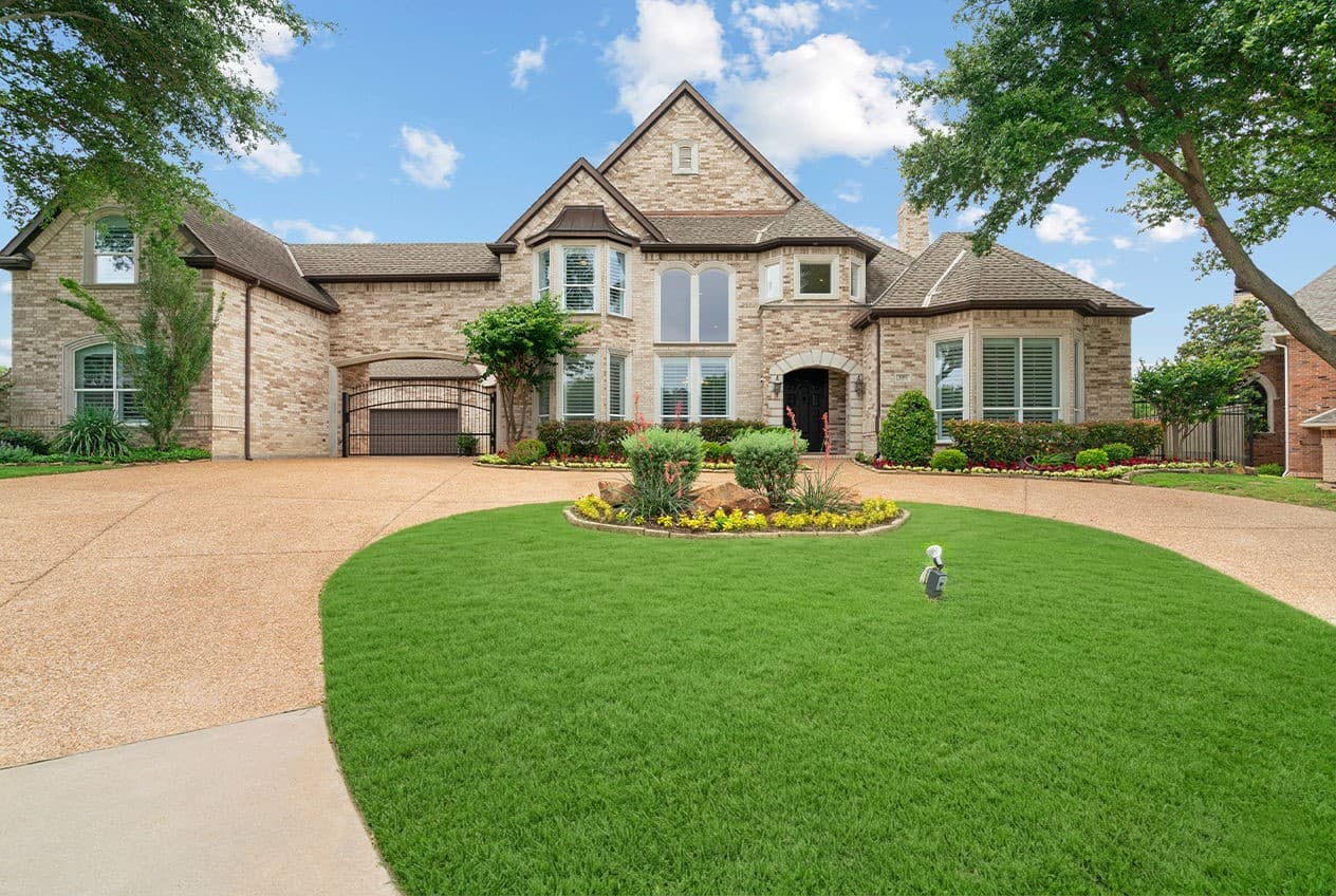 Luxury home in Southlake and DFW