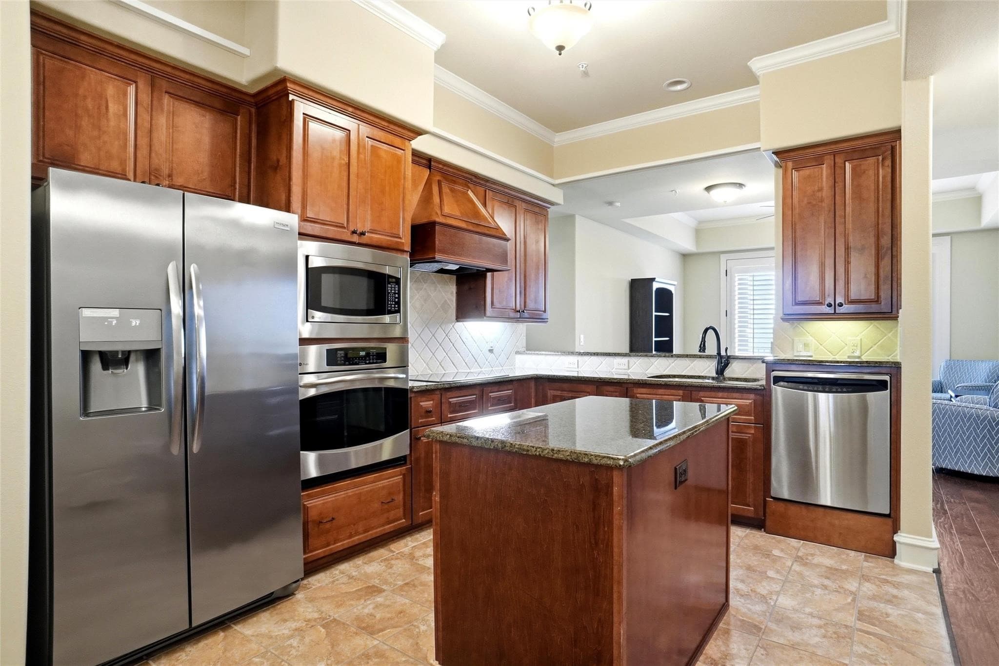 301 Watermere Drive #414, Southlake